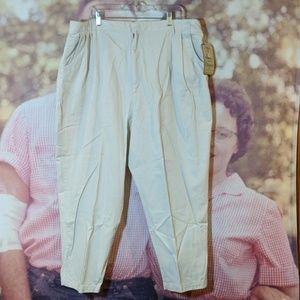 Route 66 Size 26 Short Khaki Pants NWT